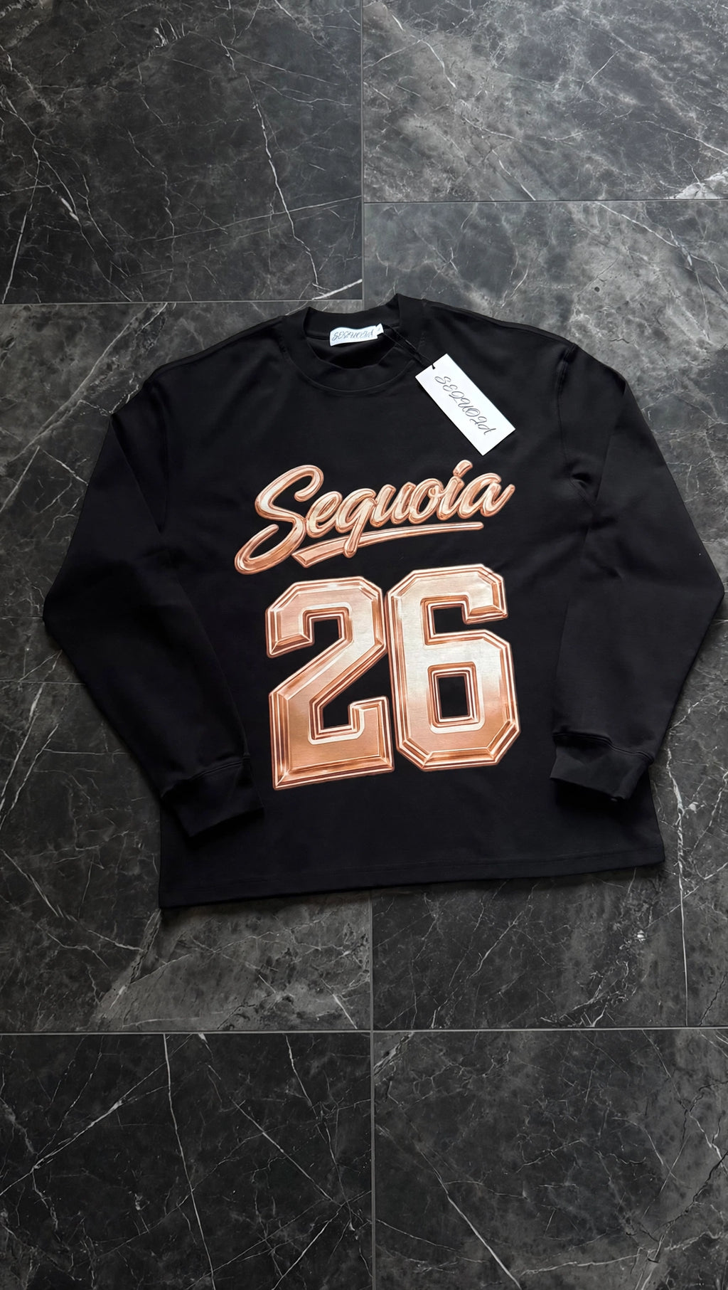 Sequoia 26 longsleeve-black/rose gold *PRE-ORDER*