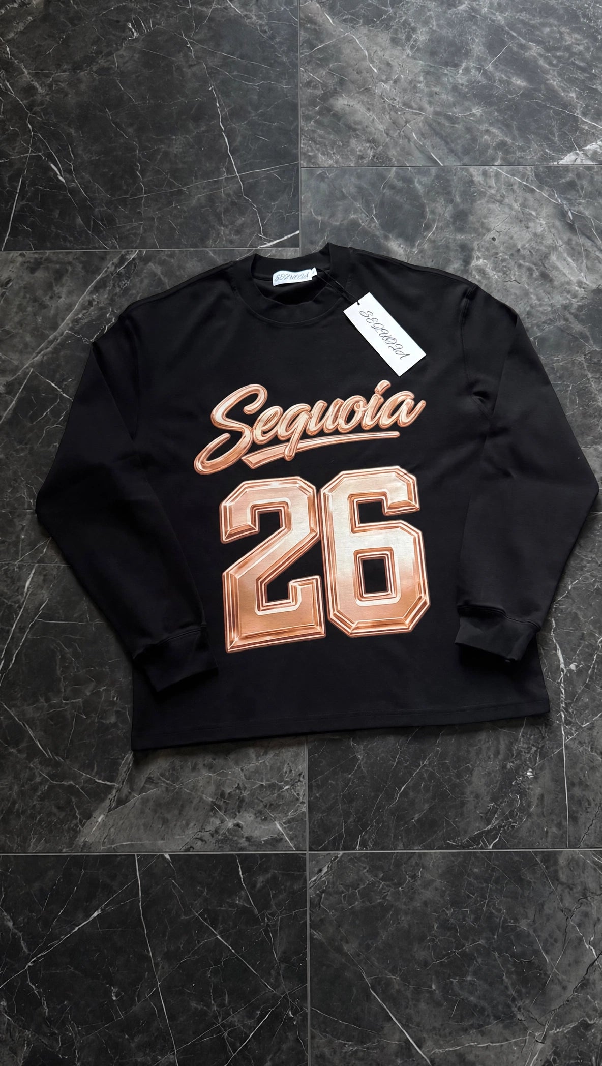 Sequoia 26 longsleeve-black/rose gold *PRE-ORDER*