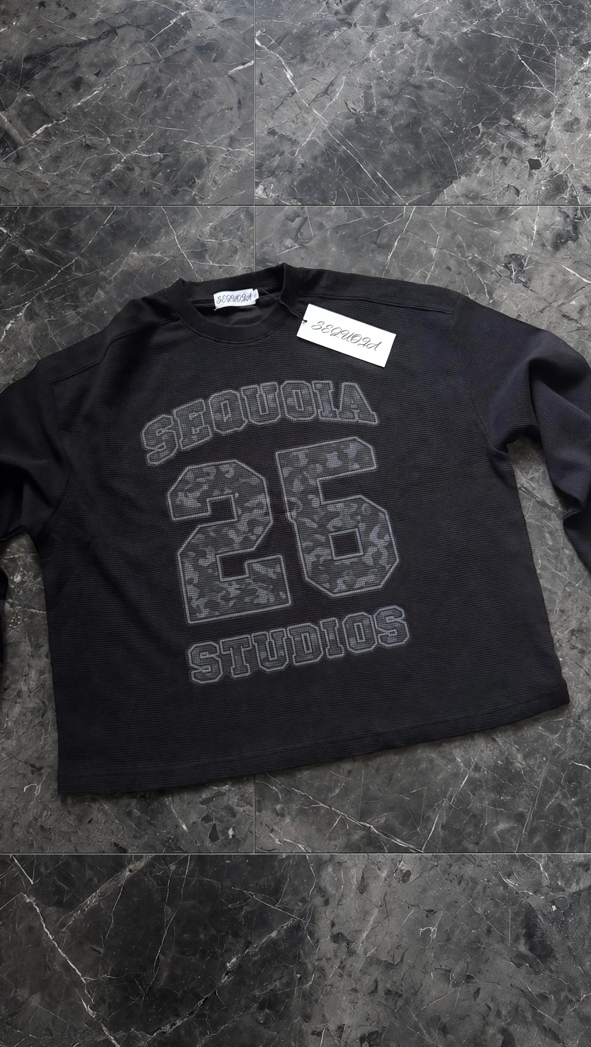 Sequoia 26 waffle knit longsleeve-black camo *PRE-ORDER*