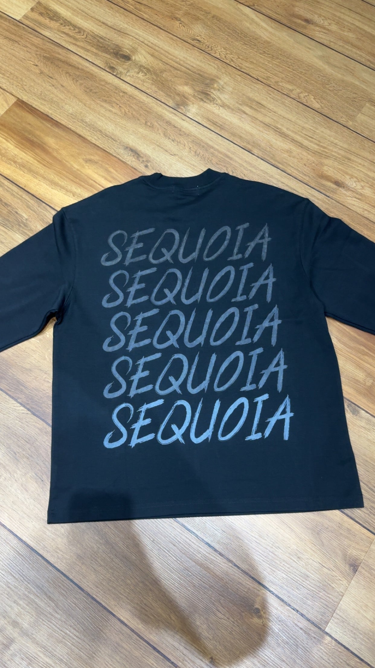 Sequoia script longsleeve *PRE-ORDER*