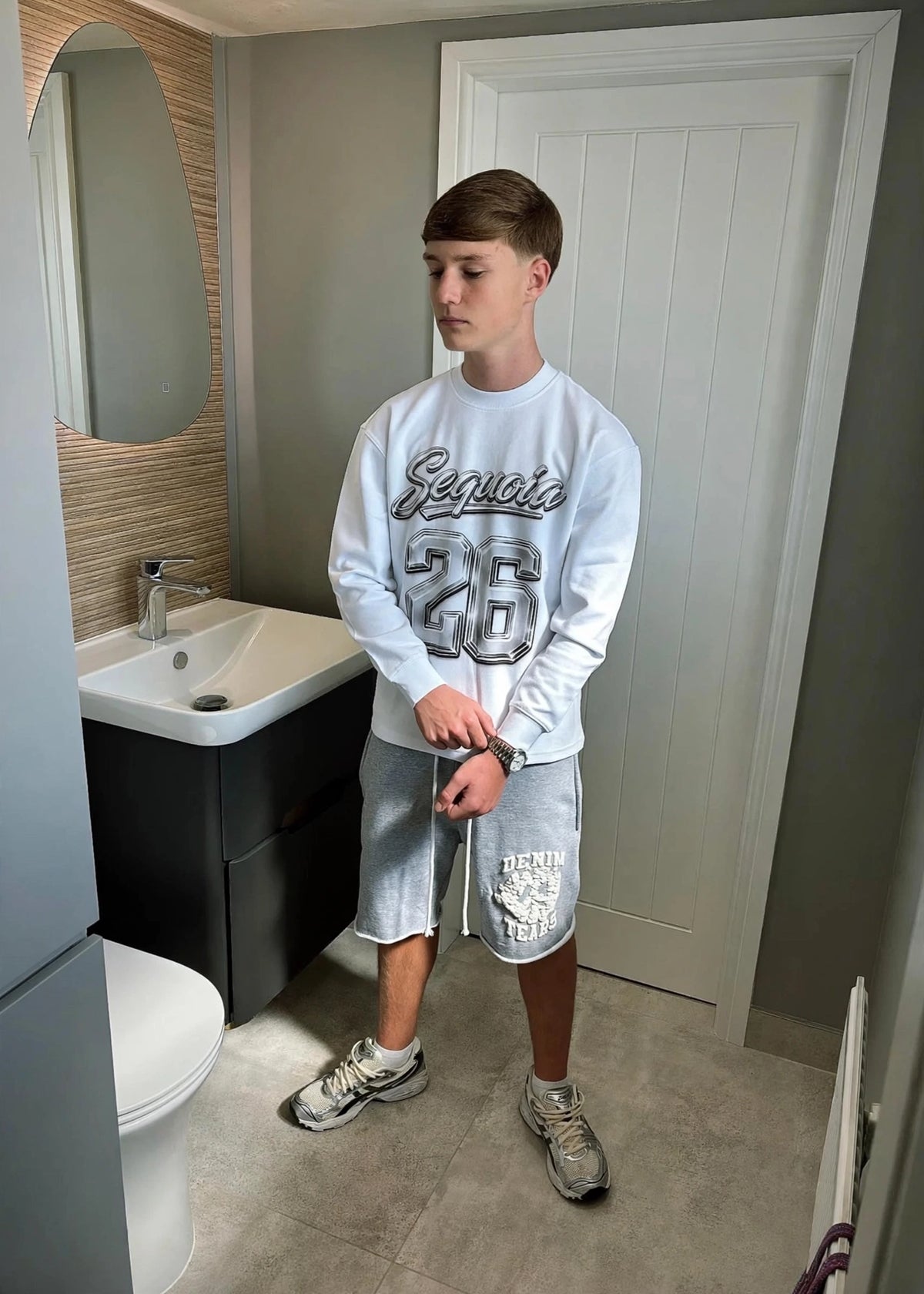 WHITE SILVER LONGSLEEVE
